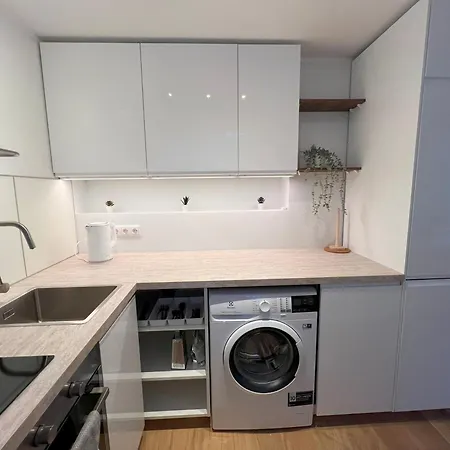 Appartamento Spacious In Kadriorg, City Centre Reval